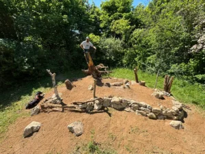 großes Sandarium als Biotop für noch mehr Artenvielfalt